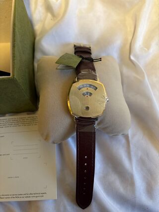 Horloge Gucci, Grip YA157411